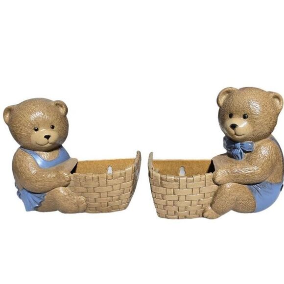 Vintage Teddy Bear‎ Basket Wall Planters Nursery Decor Set of 2 Blue Bow Plastic - Picture 1 of 9